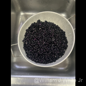 Soaking the black beans